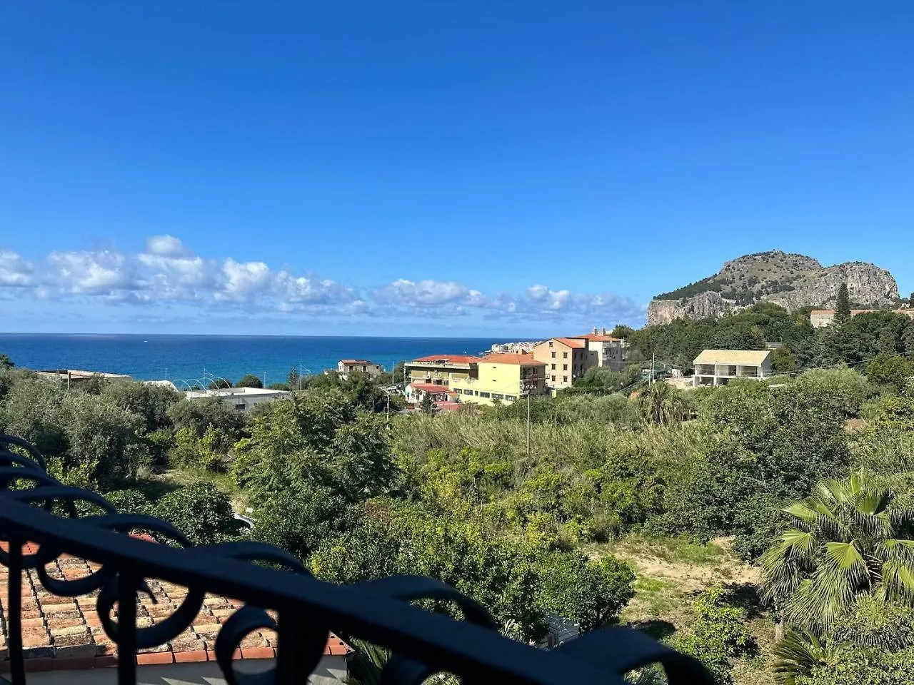 Gasthuis Villa Tiche Cefalù