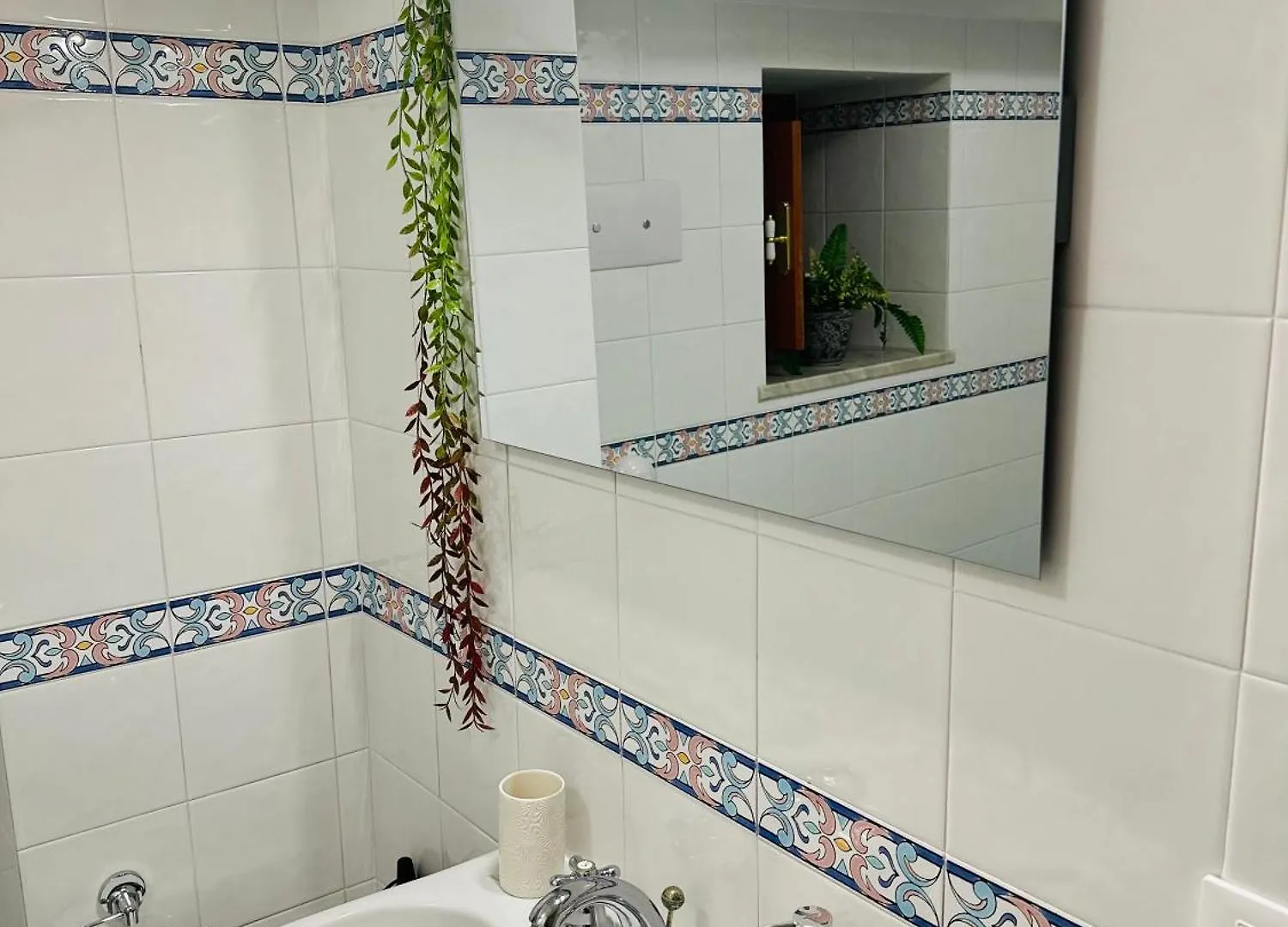 Villa Tiche Cefalu Guest house