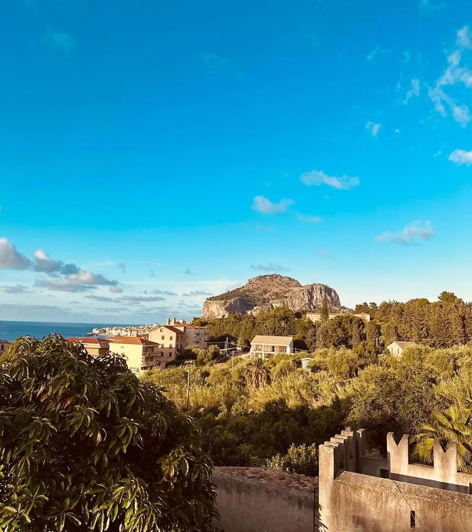 Pensión Villa Tiche Cefalú