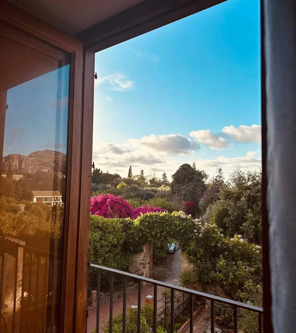 Villa Tiche Cefalú Italia