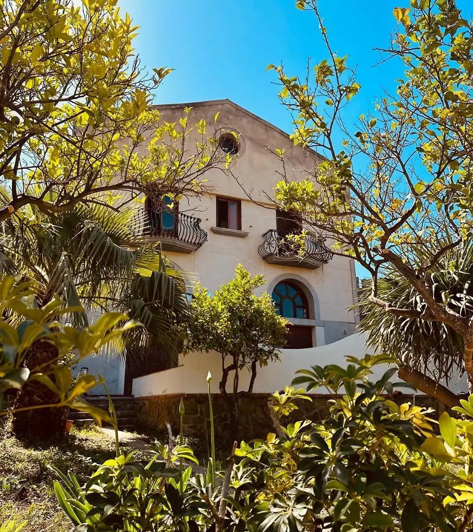 Villa Tiche contacts